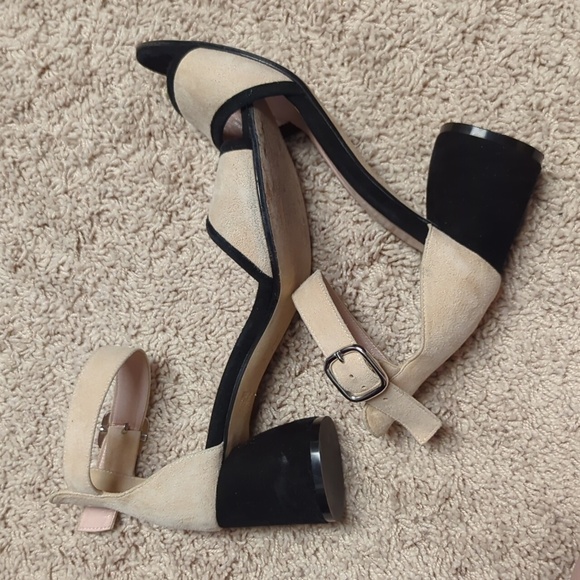 Ferca 81 Heels - Picture 5 of 7